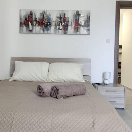 Brand New 3 Bedroom Apartment Close To The Sea Gzira Eksteriør bilde
